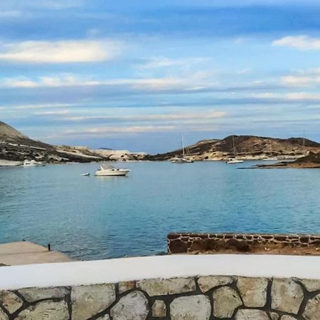 Διαμέρισμα με θέα τη θάλασσα Κίμωλος Εξωτερικό φωτογραφία