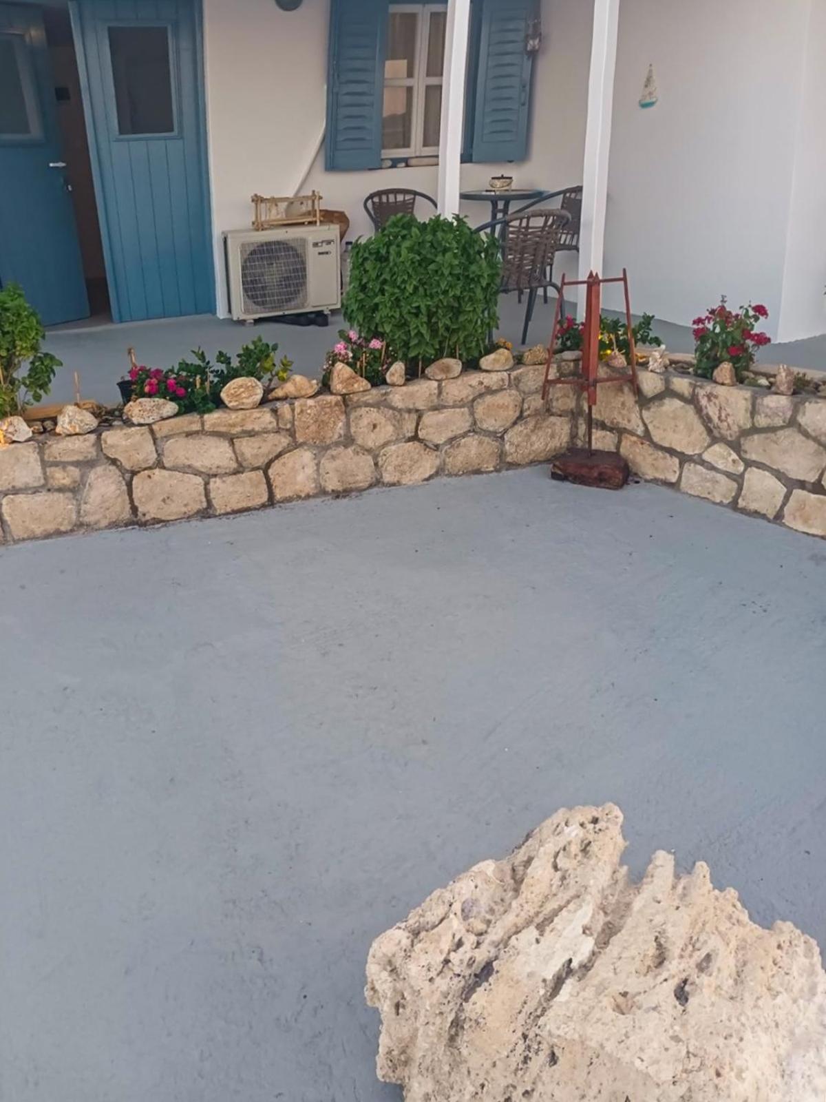 Διαμέρισμα με θέα τη θάλασσα Κίμωλος Εξωτερικό φωτογραφία